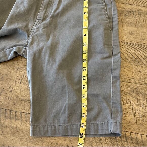 Volcom Gray Classic Chino Flat Front Shorts - 30 - Picture 7 of 7